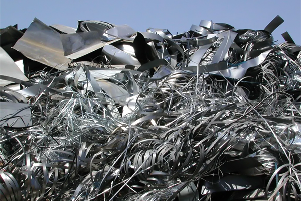 Recycling Von Aluminiumschrott: Einwellenzerkleinerer VS. Doppelwellenzerkleinerer